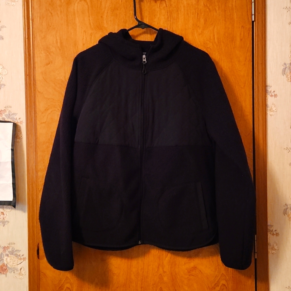 Black quilted full zip hooded jacket
